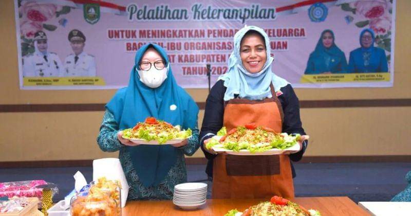 Mulawarman.desa.id/Pelatihan Keterampilan bagi Perempuan